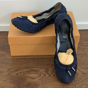 Tod's Dark Blue Women's Flats